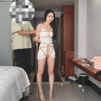 新月原创，你真的很美丽！