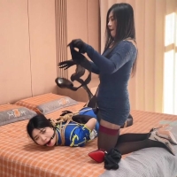 小驴原创，你的衣服真不错！